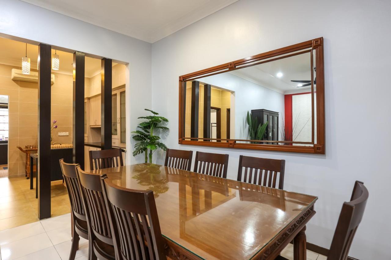 Kota Damansara Icozy Cove 10 Pax Holiday home