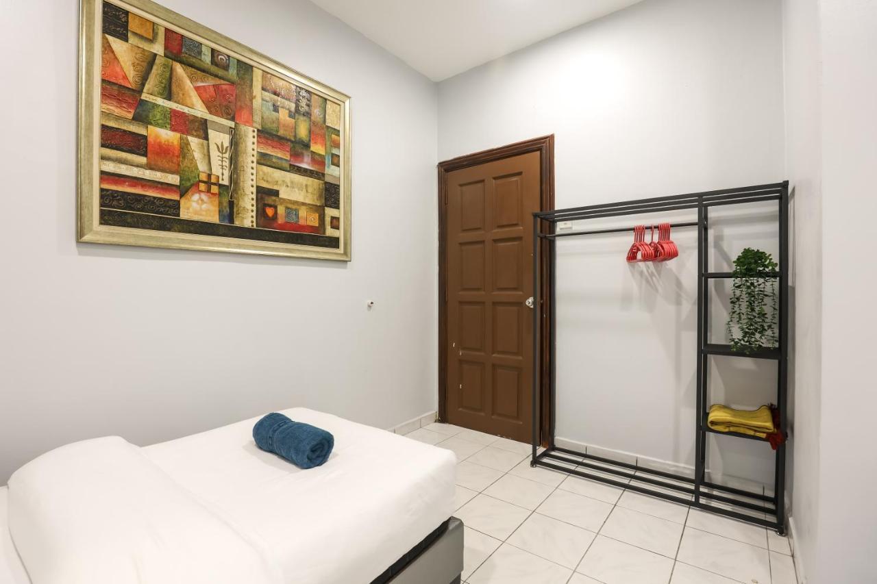 Kota Damansara Icozy Cove 10 Pax