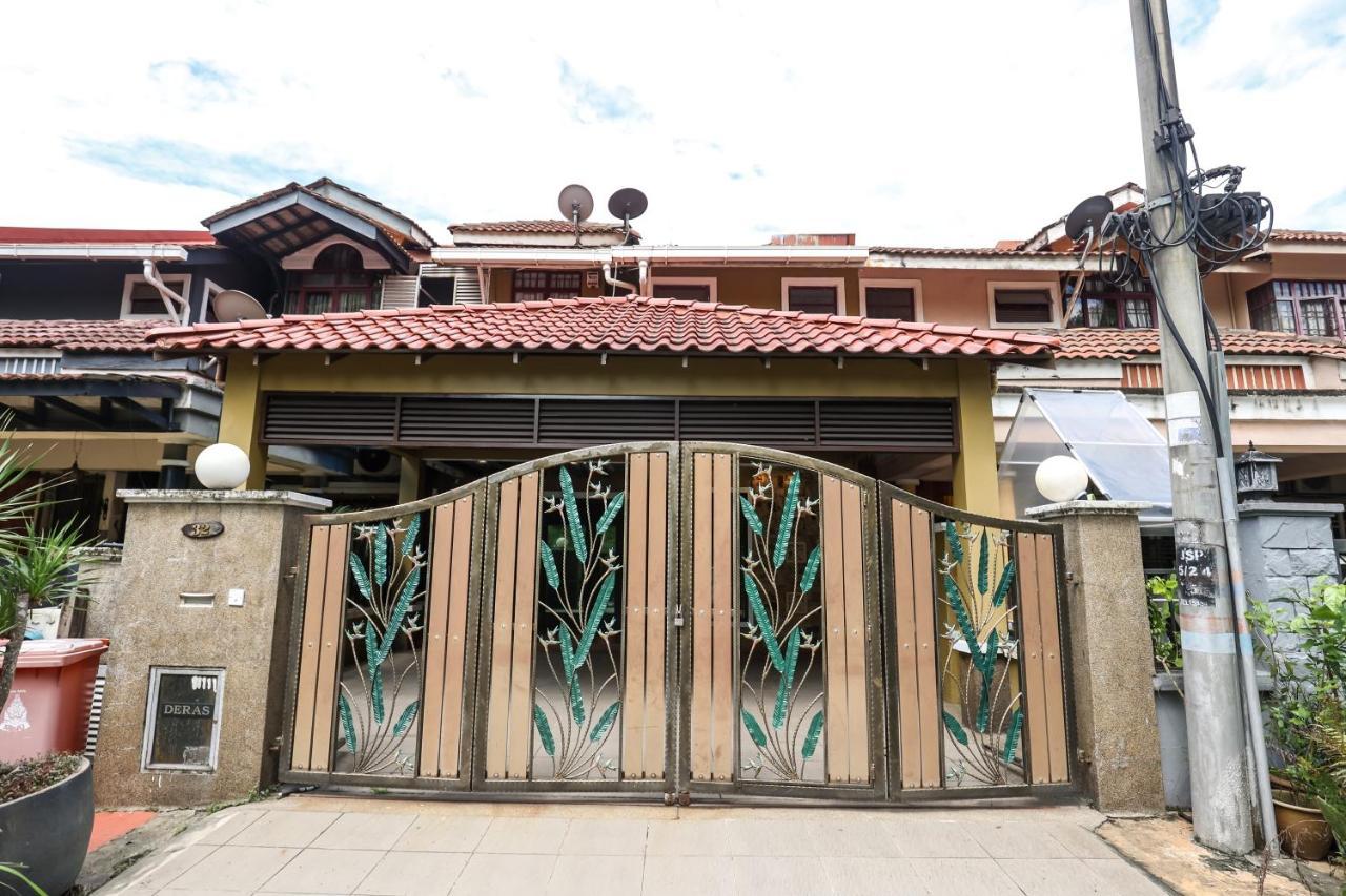 Kota Damansara Icozy Cove 10 Pax *