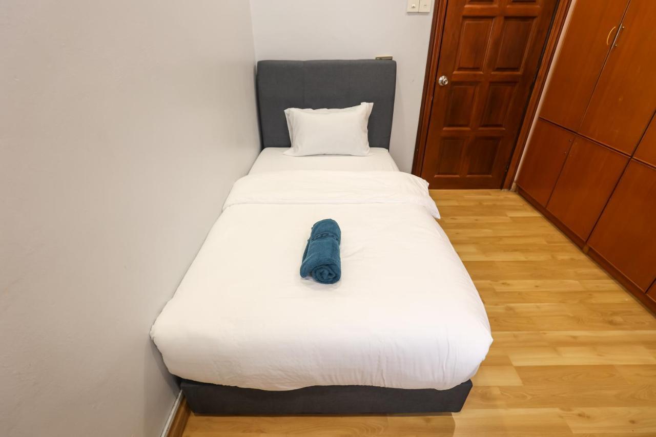 Kota Damansara Icozy Cove 10 Pax Holiday home Petaling Jaya
