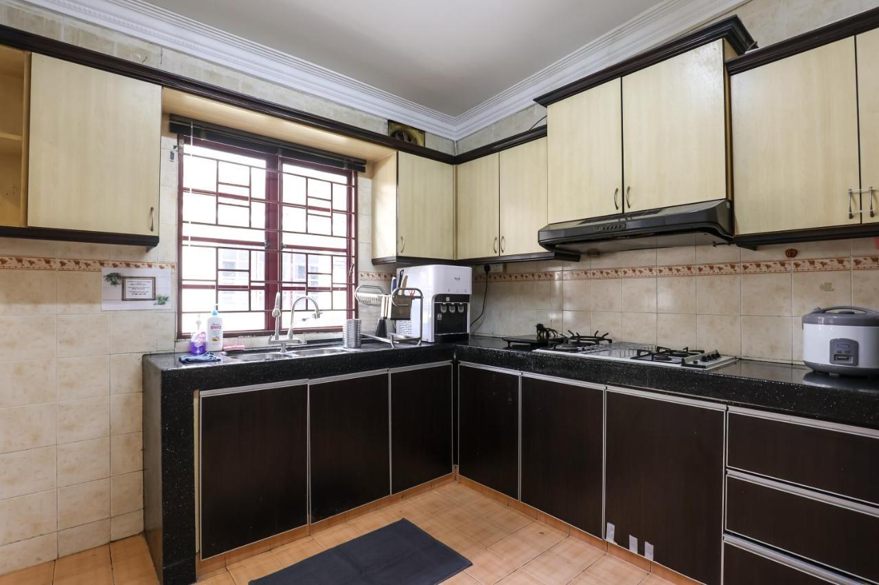 Kota Damansara Icozy Cove 10 Pax Petaling Jaya